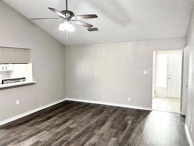 11806 Kirknoll Dr, Houston, TX 77089 - photo 6