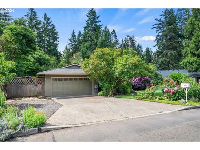 6200 Shakespeare St, Lake Oswego, OR 97035 - photo 2