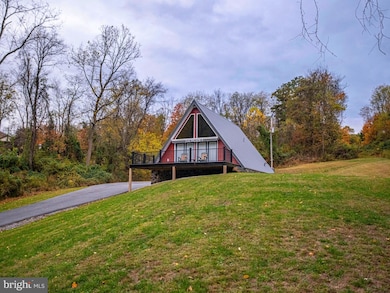 12076 Point Rd, Huntingdon, PA 16652 - photo 2