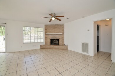 1932 Jones St, Rosenberg, TX 77471 - photo 6