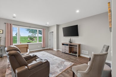 8762 Irving Blvd N, Lake Elmo, MN 55042 - photo 6