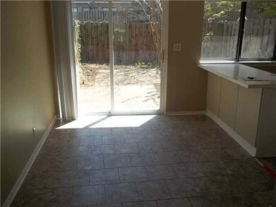Breakfast room area off kitchen.