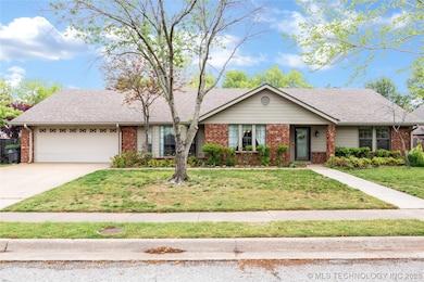 2508 Kensington Way, Bartlesville, OK 74006 - photo 2