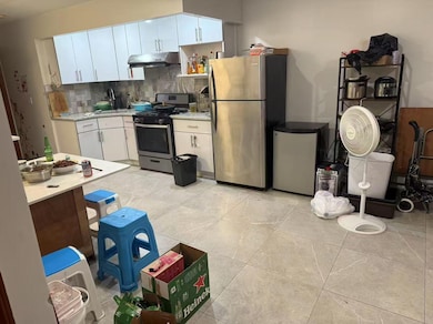 58-13 150th St, Flushing, NY 11355 - photo 4