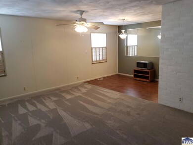 4350 E Poplar Dr unit 4, Terre Haute, IN 47803 - photo 2