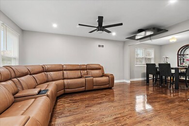 16953 88th Ct, Orland Hills, IL 60487 - photo 4