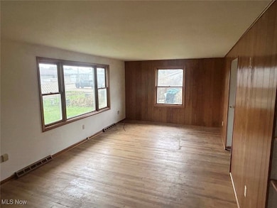 109 1/2 Roosevelt St, Minerva, OH 44657 - photo 6