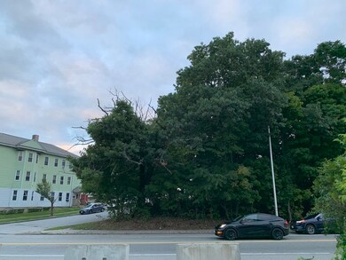 630 Grafton St, Worcester, MA 01604 - photo 4