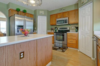 3318 Yozuri Dr, Columbus, OH 43232 - photo 5