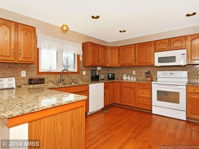 9144 Myersville Rd, Myersville, MD 21773 - photo 4