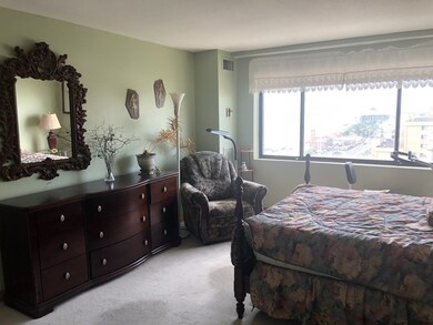 Ocean Gate Tower unit 1207, Revere, MA 02151 - photo 6