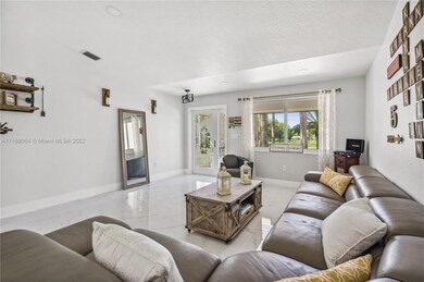 17230 SW 65th Ct, Southwest Ranches, FL 33331 - photo 4