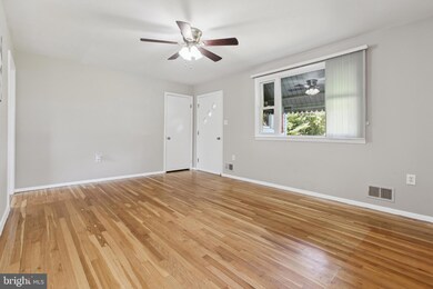 10711 Scaggsville Rd, Laurel, MD 20723 - photo 7