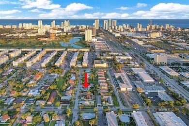 1012 NE 2nd St, Hallandale Beach, FL 33009 - photo 4