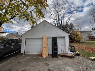 231 Poquonnock Rd, Groton, CT 06340 - photo 2