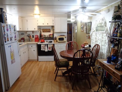 1015 Fountainview S, Lakeland, FL 33809 - photo 6