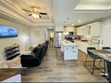 2304 Taxco Ct unit 2, Edinburg, TX 78542 - photo 3