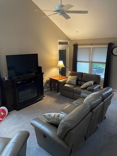 600 County St unit 306, Taunton, MA 02780 - photo 4