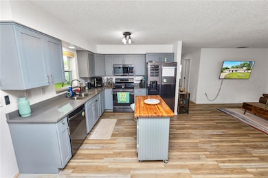 2937 Delrose Dr N, Lakeland, FL 33805 - photo 3