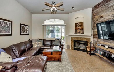 11163 E Laurel Ln-large-011-16-Family Ro
