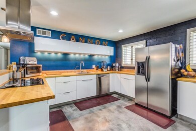Camelback unit 13 - 4101 (8)