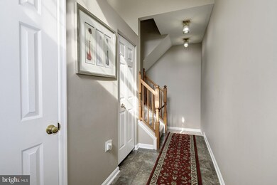 1158 Balsam Cir, Sykesville, MD 21784 - photo 3