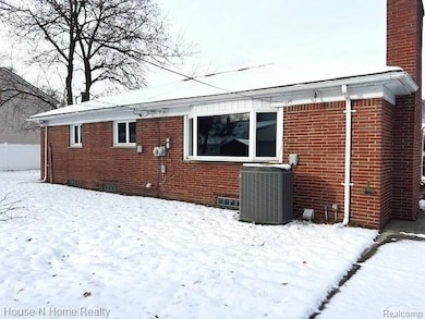 2500 E Hudson Ave, Royal Oak, MI 48067 - photo 3