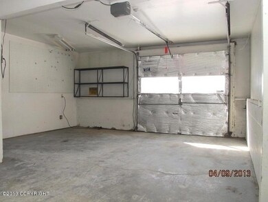 7281 E 22nd Ave, Anchorage, AK 99504 - photo 5