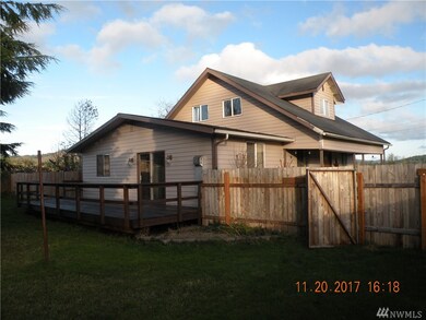 3981 Whitcomb St, Raymond, WA 98577 - photo 2