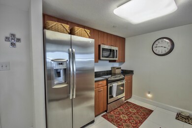 Plaza Tower unit 505, Tallahassee, FL 32301 - photo 6