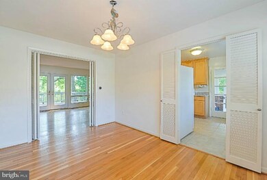 5925 Merritt Place, Falls Church, VA 22041 - photo 3