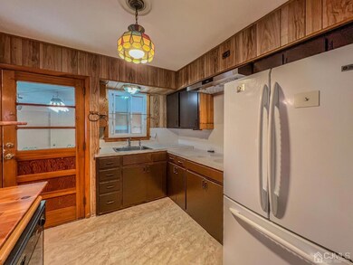 31 Van Buren Ave, Carteret, NJ 07008 - photo 6