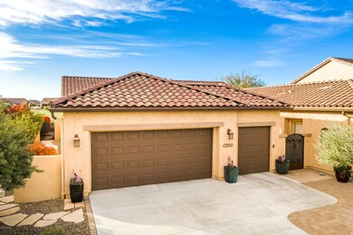 2.5 Garage & Gated Courtyard