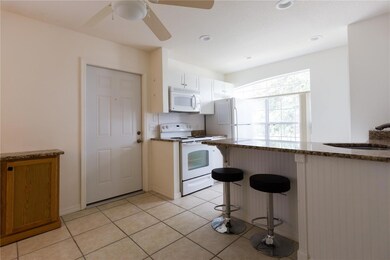 506 Caribbean Dr unit B, Davenport, FL 33897 - photo 4