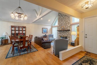 5511 Kenwood Dr, Newburgh, IN 47630 - photo 2