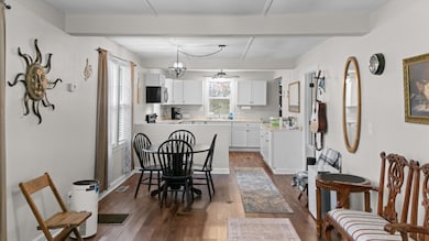 1146Bennett.NicoleBurbagePhoto-5