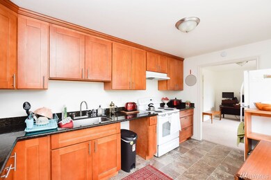 9207 217th St SW, Edmonds, WA 98020 - photo 4