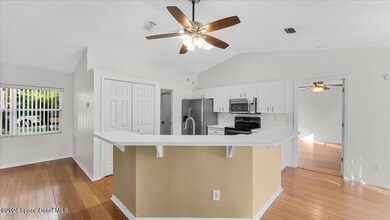 13-Kitchen