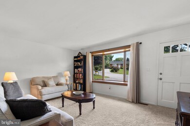 2302 Sunset Dr N, Sykesville, MD 21784 - photo 4