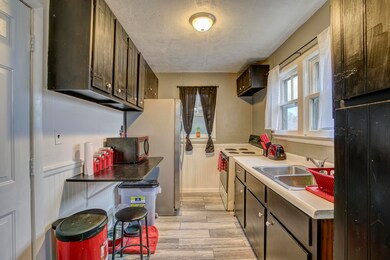 118 Orleans St, Johnson City, TN 37601 - photo 4