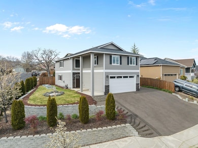 562 N Heights Dr, Eagle Point, OR 97524 - photo 2