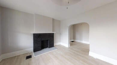 1106-E-Whittier-Downstairs-03132019_1156