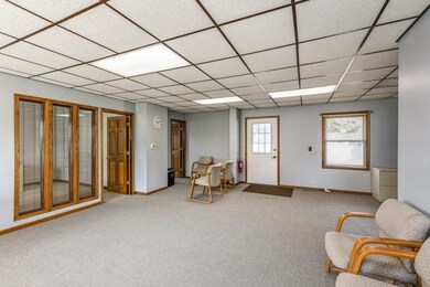 3718 N Division St, Davenport, IA 52806 - photo 5