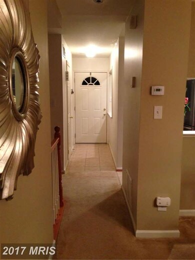 8521 Chapman Oak Ct, Springfield, VA 22153 - photo 2