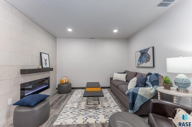 unlisted-address, Sioux Falls, SD 57104 - photo 7