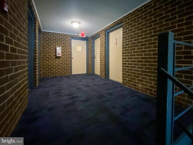 440 Girard St unit 304, Gaithersburg, MD 20877 - photo 4