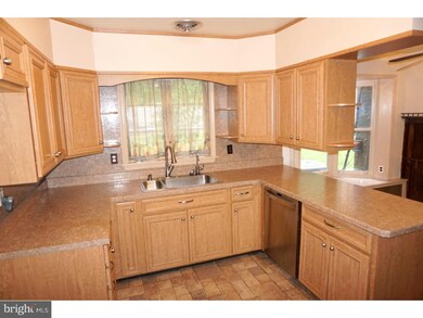 537 Old Forge Rd, Media, PA 19063 - photo 4