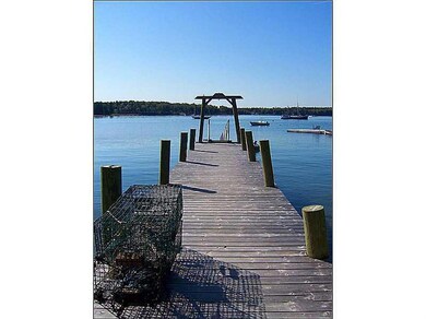 Waterfront/Dock/Pier.