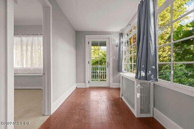 52 Sinawoy Rd Cos Cob CT 06807-small-006