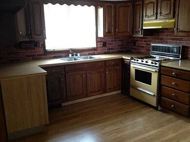 425 Child St, Warren, RI 02885 - photo 4